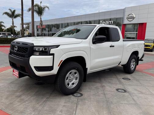 2026 Nissan Frontier S