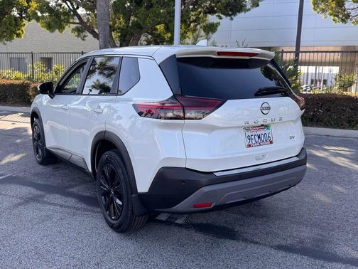 Pearl White 2023 Nissan Rogue SV