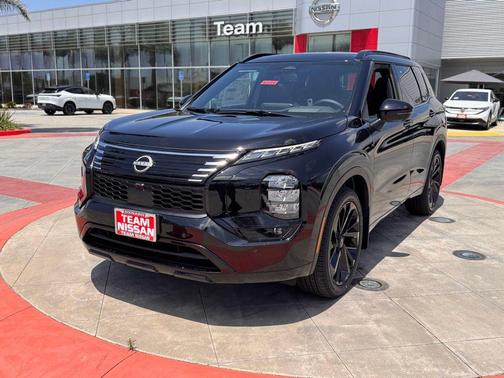 Cosmic Black 2026 Nissan Rogue Platinum
