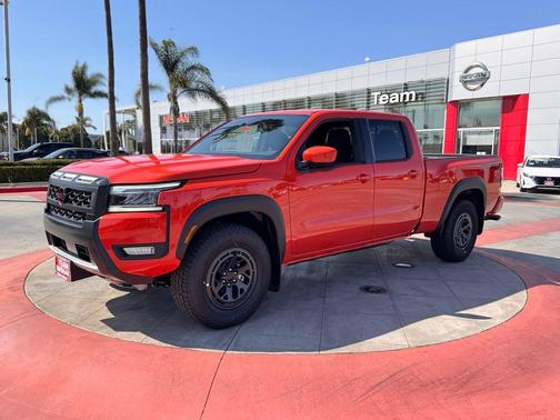 2025 Nissan Frontier PRO-4X
