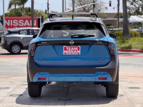 2025 Nissan Kicks SR