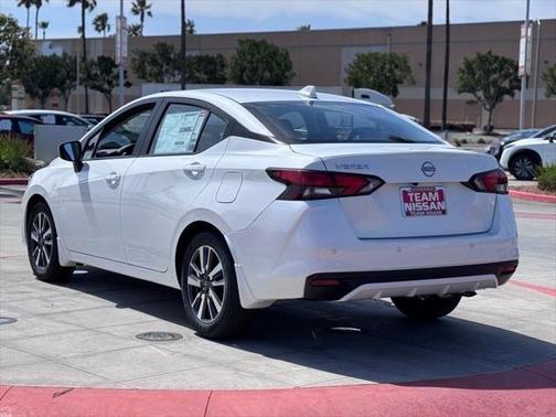 2025 Nissan Versa 1.6 S