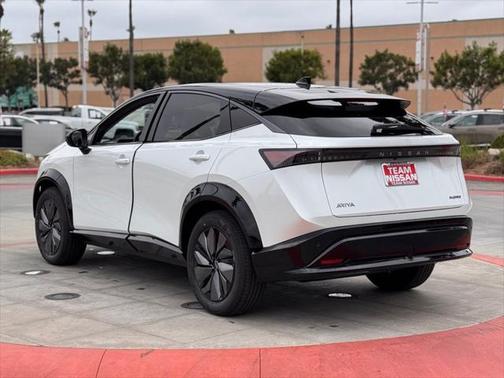 2025 Nissan ARIYA ENGAGE
