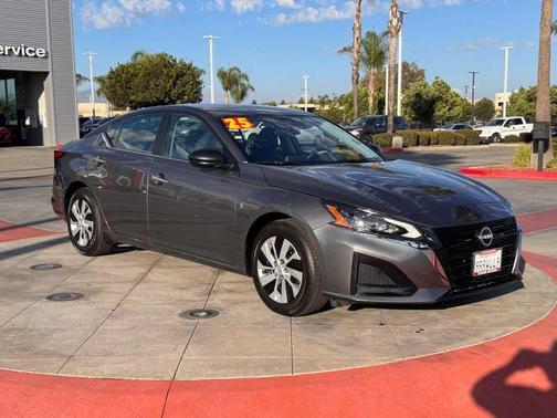 2025 Nissan Altima S FWD