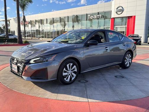 2025 Nissan Altima S FWD