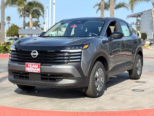2025 Nissan Kicks S