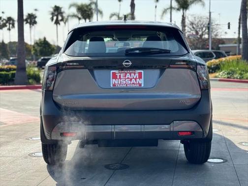 2025 Nissan Kicks S
