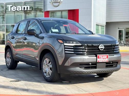 2025 Nissan Kicks S