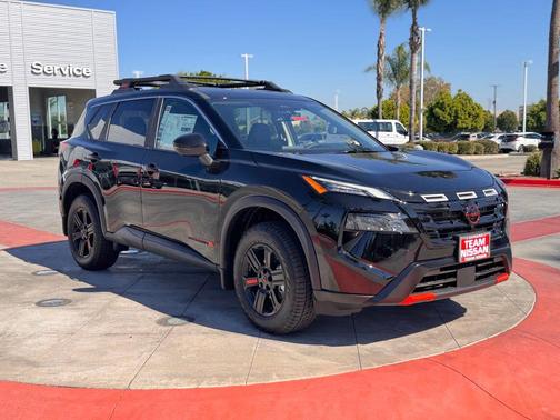 2026 Nissan Rogue Rock Creek