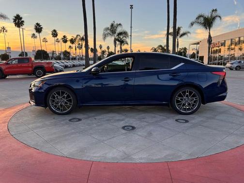 2023 Nissan Altima SR VC-Turbo FWD