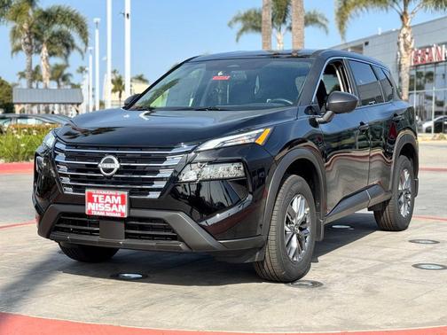 2025 Nissan Rogue S