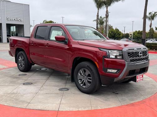 2025 Nissan Frontier SV