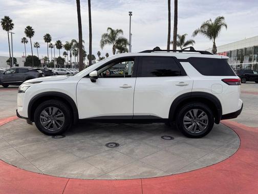 2022 Nissan Pathfinder SV 2WD