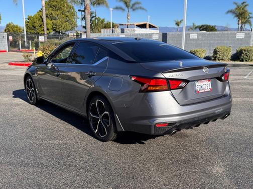 2023 Nissan Altima SR FWD