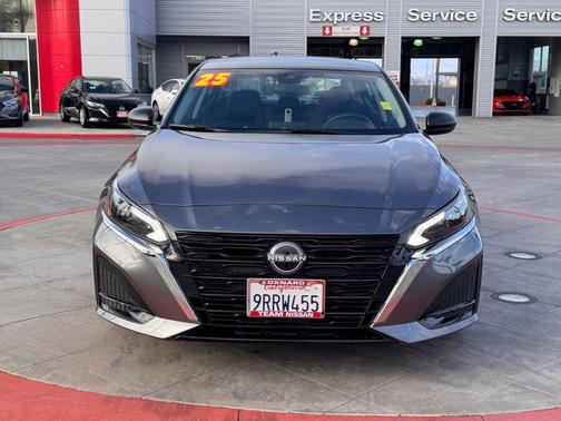 2025 Nissan Altima S FWD