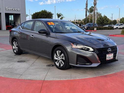 2025 Nissan Altima S FWD