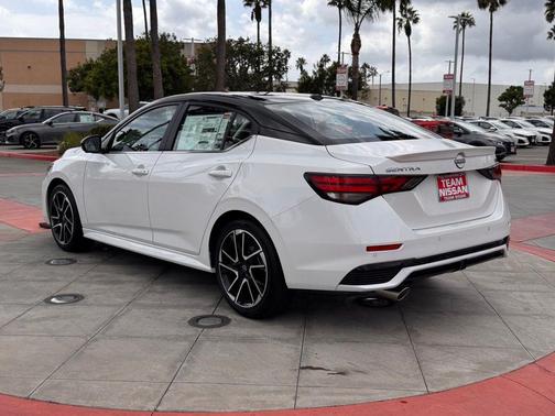 2025 Nissan Sentra SR