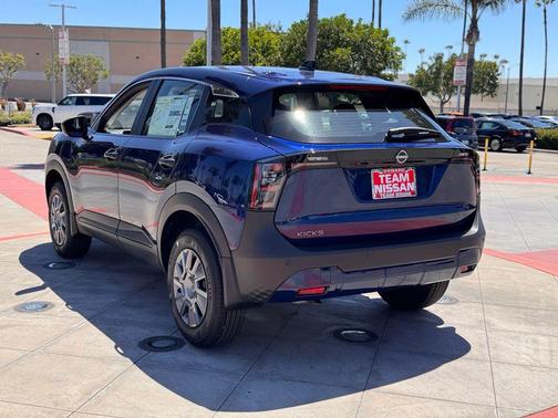 Deep Blue Pearl 2026 Nissan Kicks S