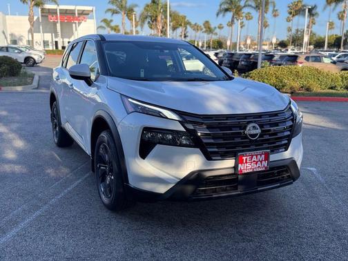 White Pearl 2026 Nissan Rogue SV