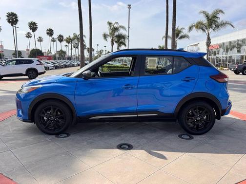 2024 Nissan Kicks SR