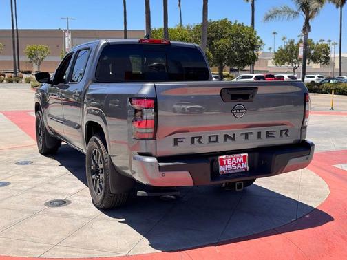 Gun Met 2026 Nissan Frontier SV