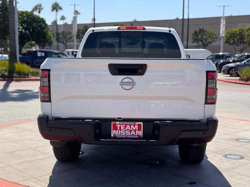 2026 Nissan Frontier S