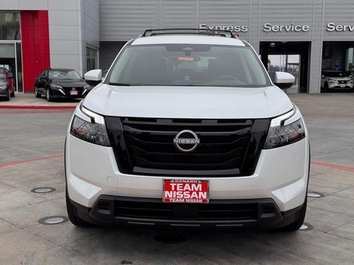 2025 Nissan Pathfinder SV FWD