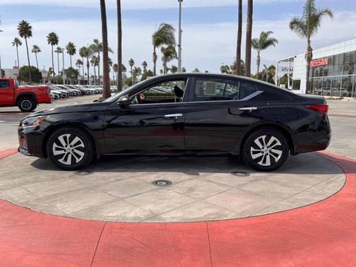 2025 Nissan Altima S FWD