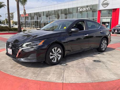 2025 Nissan Altima S FWD