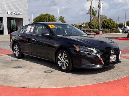 2025 Nissan Altima S FWD