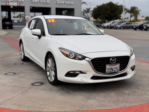 Snowflake White Pearl 2017 Mazda Mazda3 Touring