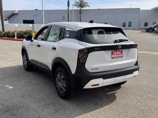 2026 Nissan Kicks S