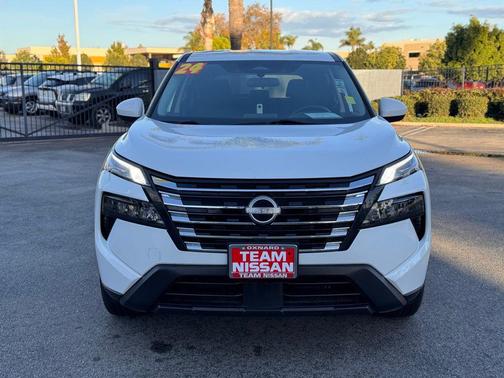 2024 Nissan Rogue SV