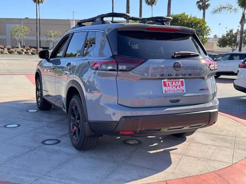 Boulder Gray Pearl 2026 Nissan Rogue Rock Creek
