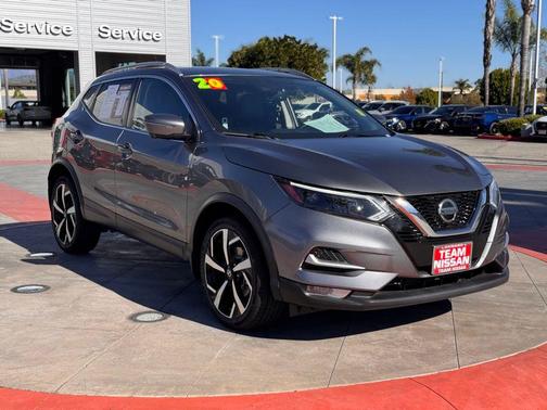 2020 Nissan Rogue Sport SL
