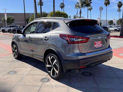 2020 Nissan Rogue Sport SL