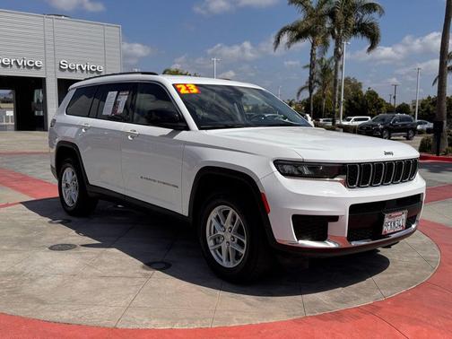 2023 Jeep Grand Cherokee L Laredo