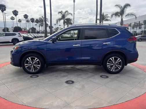 Caspian Blue Metallic 2020 Nissan Rogue SV