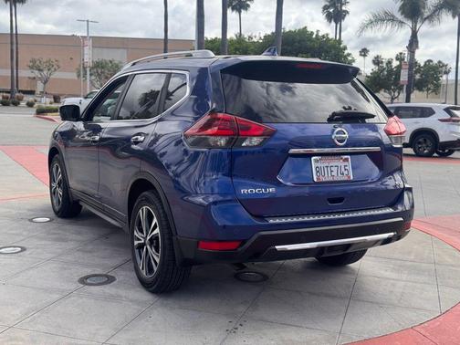 Caspian Blue Metallic 2020 Nissan Rogue SV