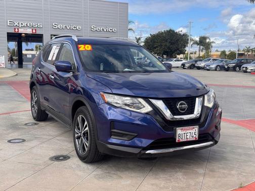 Caspian Blue Metallic 2020 Nissan Rogue SV