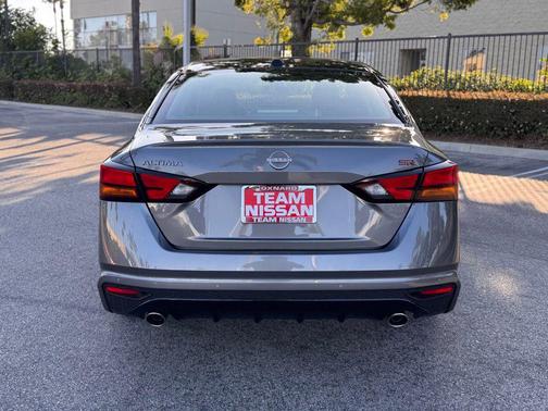 Gun Met/Super B 2026 Nissan Altima SR FWD