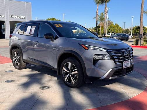 2024 Nissan Rogue SL