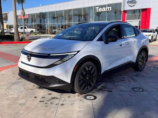 2026 Nissan Leaf PLATINUM+