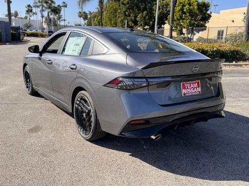 Gun Metallic 2026 Nissan Sentra SR