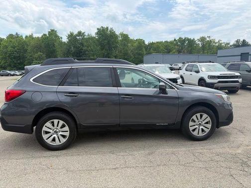 Magnetite Gray Metallic 2019 Subaru Outback 2.5i Premium