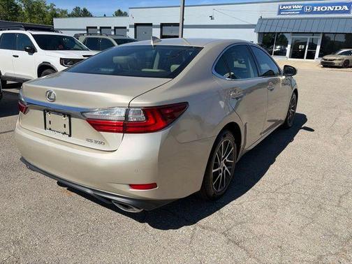 Cashmere Metallic 2016 Lexus ES 350 Base