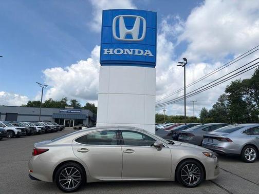 Cashmere Metallic 2016 Lexus ES 350 Base