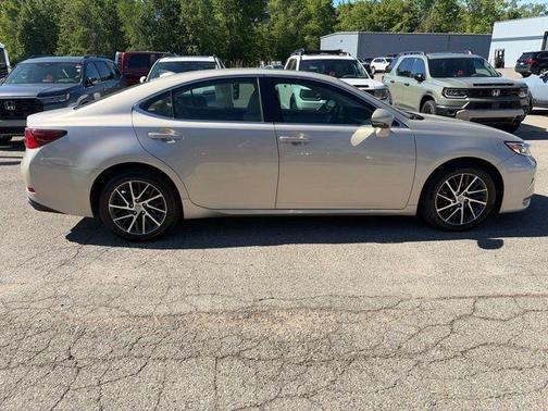 Cashmere Metallic 2016 Lexus ES 350 Base
