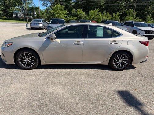 Cashmere Metallic 2016 Lexus ES 350 Base