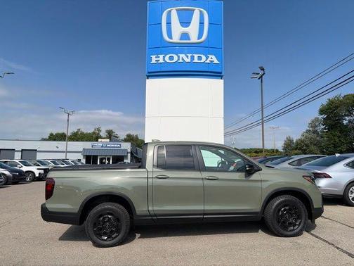 Ash Green 2026 Honda Ridgeline TrailSport+